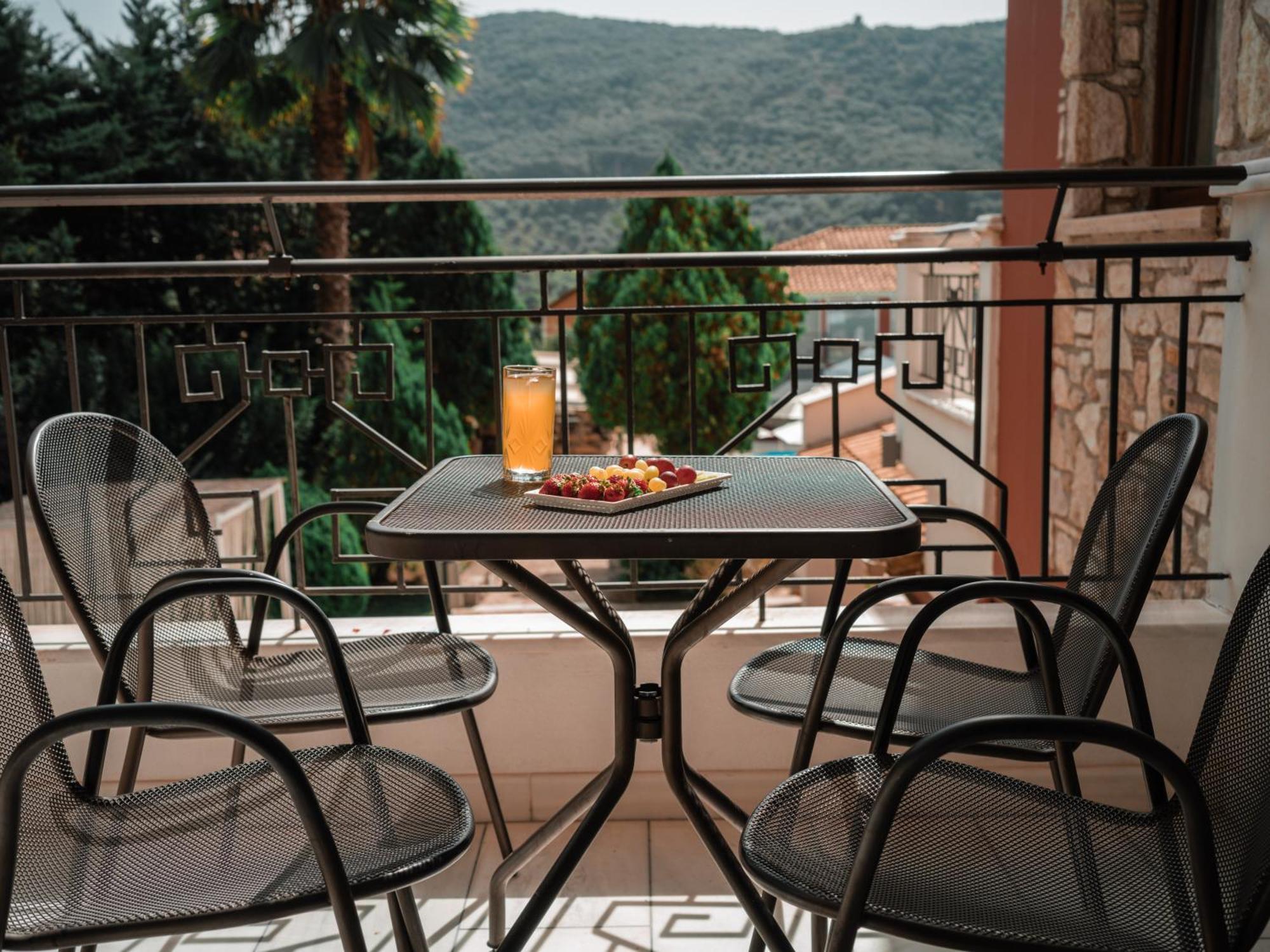Dracos Hotel Парга Экстерьер фото