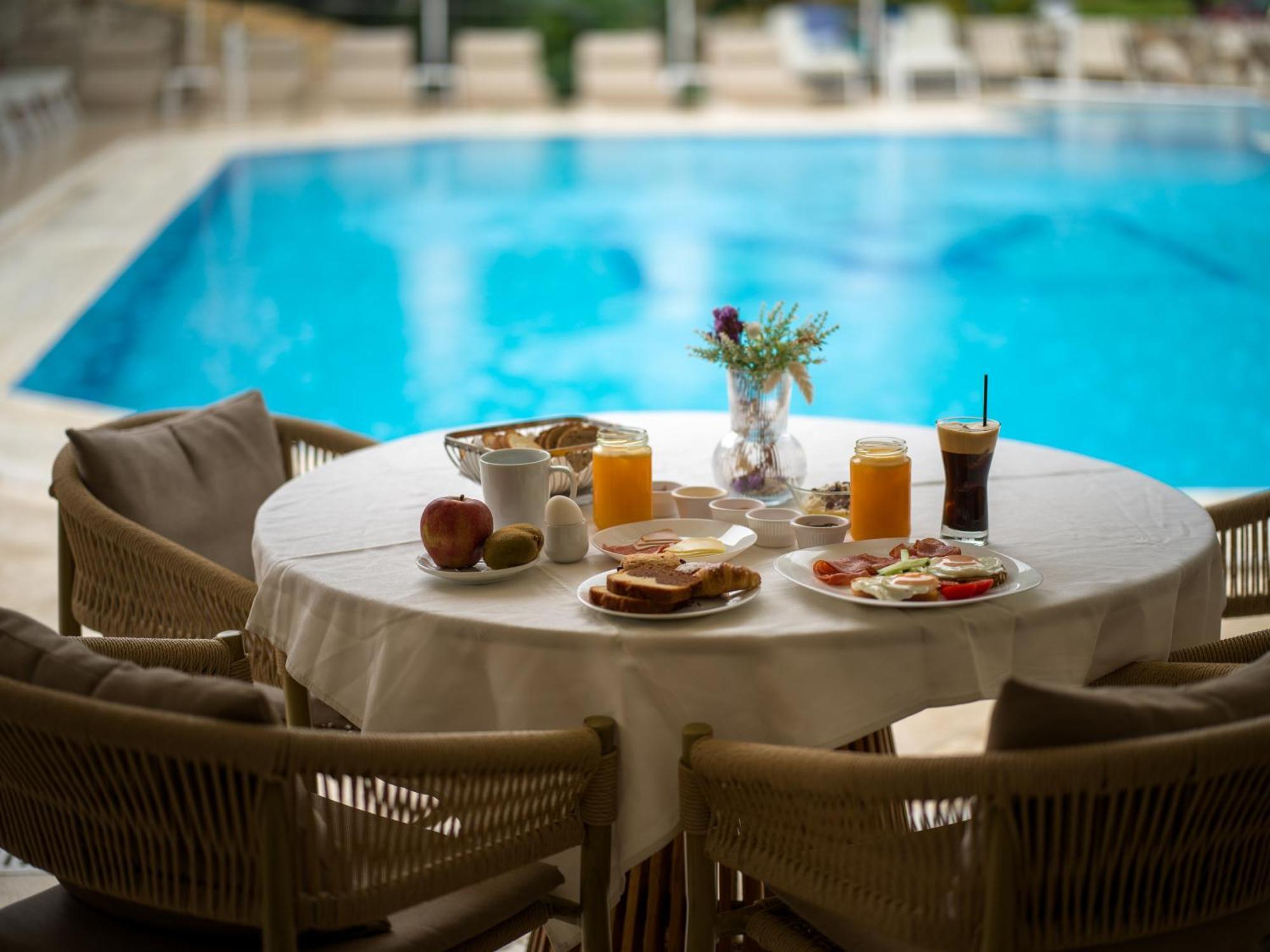 Dracos Hotel Парга Экстерьер фото