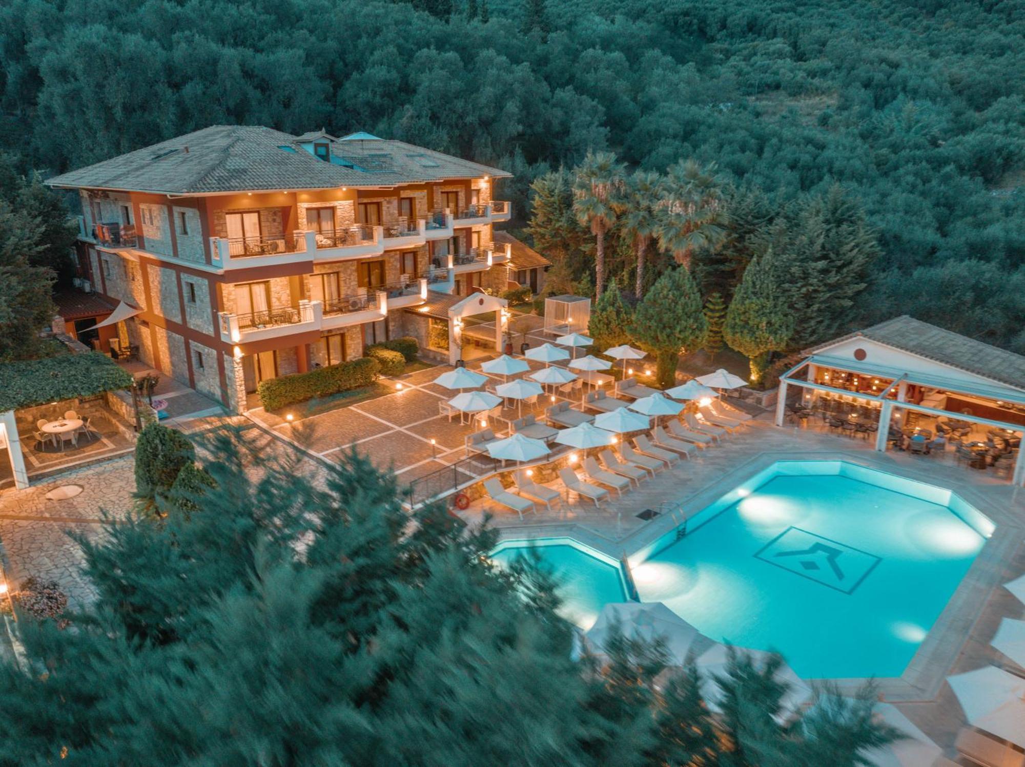 Dracos Hotel Парга Экстерьер фото